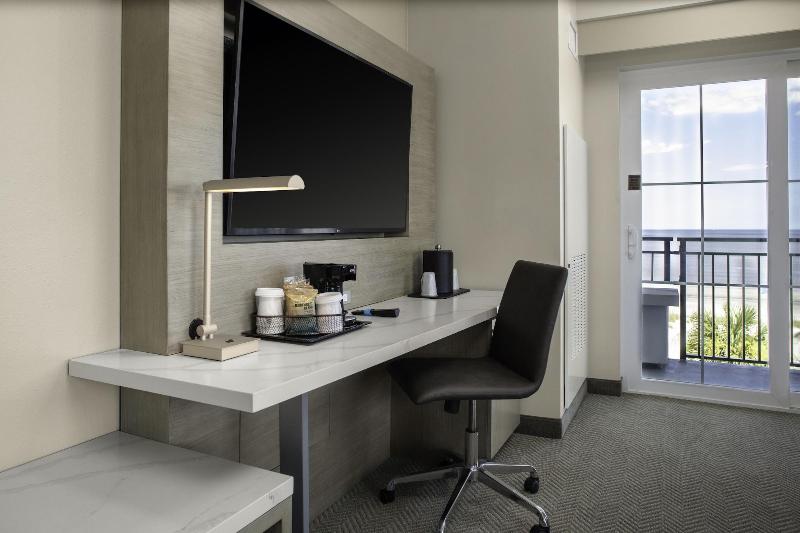 Courtyard By Marriott Jekyll Island image