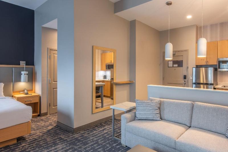 Courtyard By Marriott Jekyll Island image