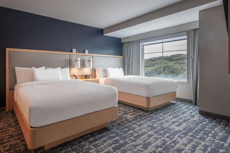 Courtyard By Marriott Jekyll Island image