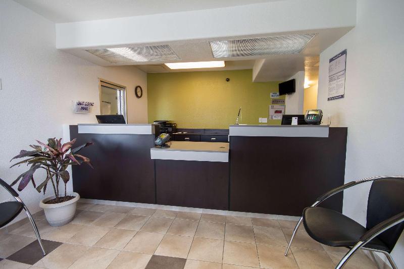Studio 6 El Paso, TX - East image