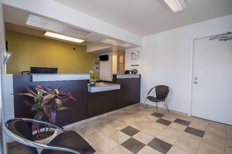 Studio 6 El Paso, TX - East image