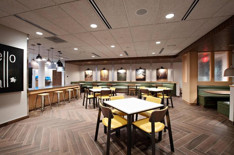 Fairfield Inn & Suites by Marriott Dayton North image