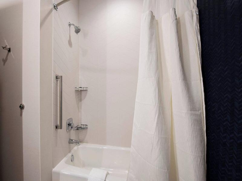 Fairfield Inn & Suites by Marriott Dayton North image