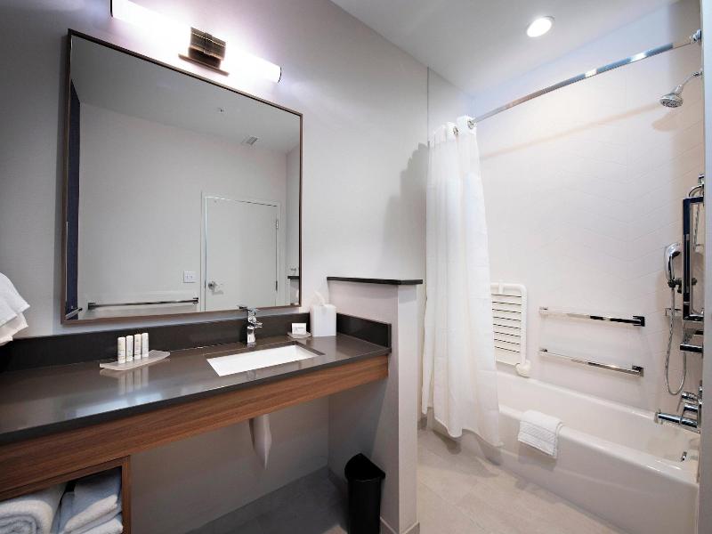 Fairfield Inn & Suites by Marriott Dayton North image