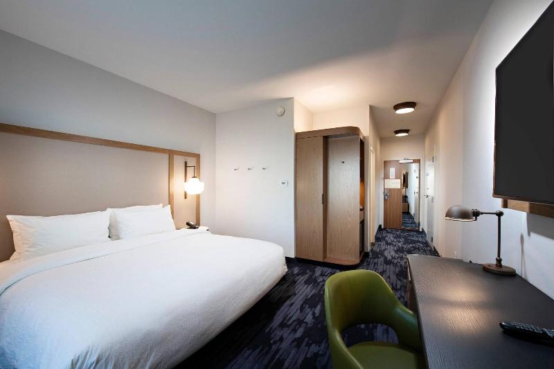 Fairfield Inn & Suites by Marriott Dayton North image
