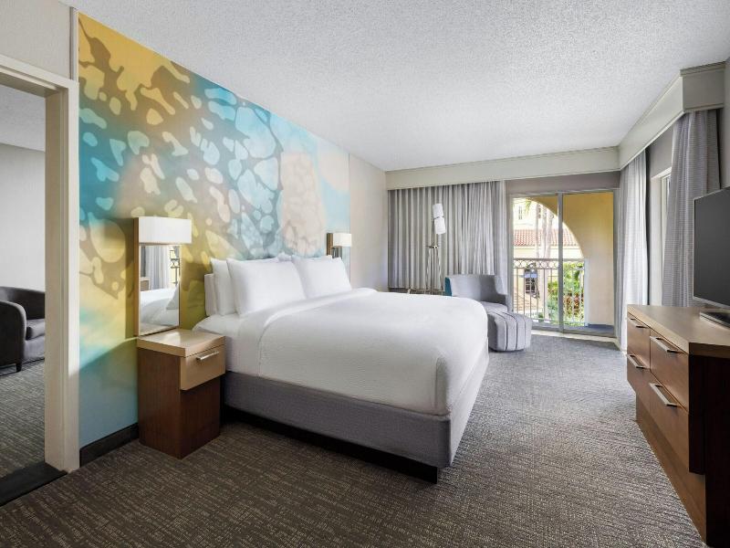 Courtyard by Marriott Fort Lauderdale North/Cypres image