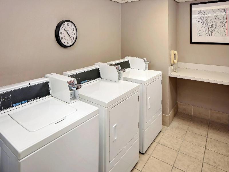 Courtyard by Marriott Fort Lauderdale North/Cypres image
