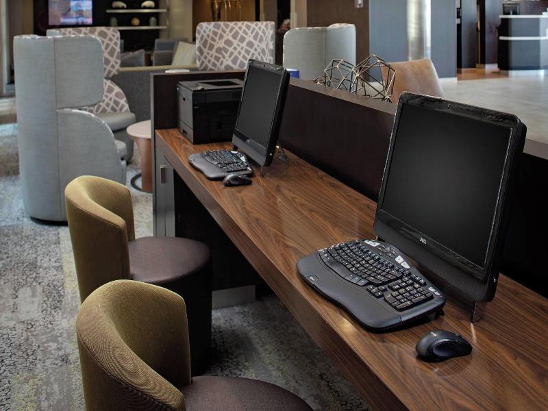 Courtyard by Marriott Fort Lauderdale North/Cypres image