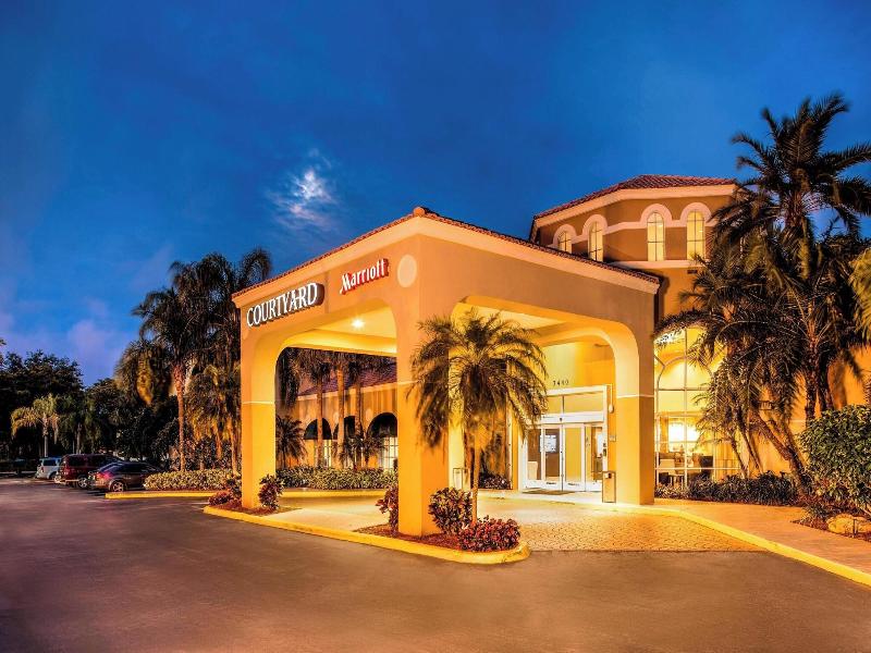 Courtyard by Marriott Fort Lauderdale North/Cypres image