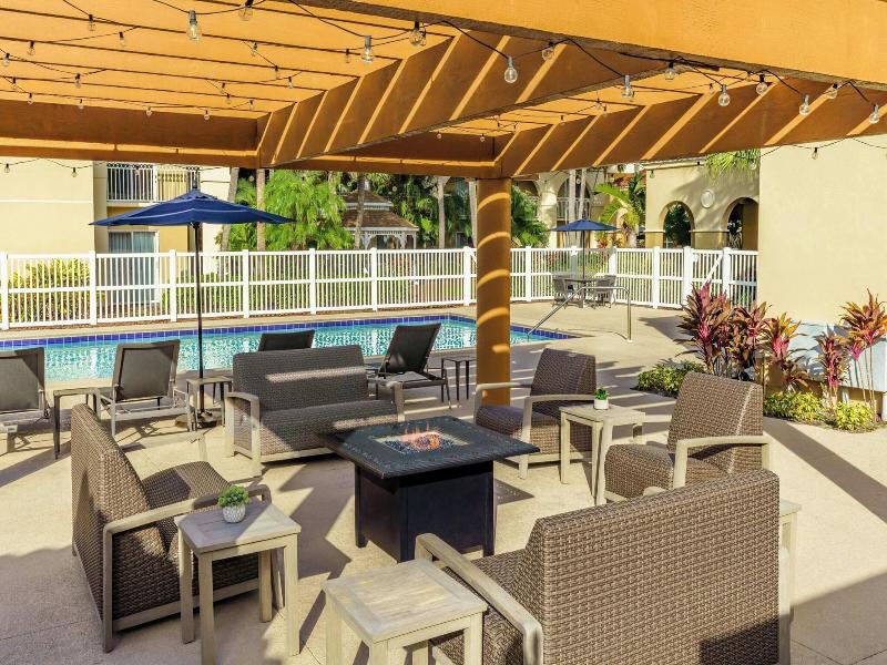 Courtyard by Marriott Fort Lauderdale North/Cypres image