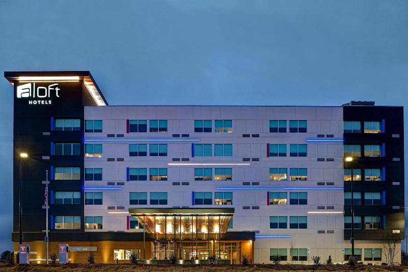 Aloft Mooresville image