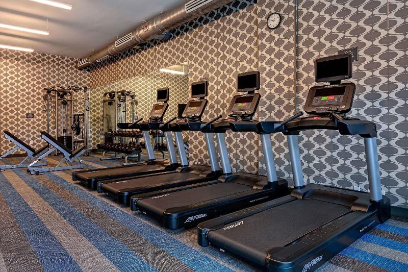 Aloft Mooresville image