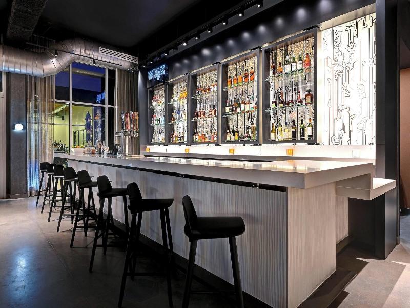 Aloft Mooresville image