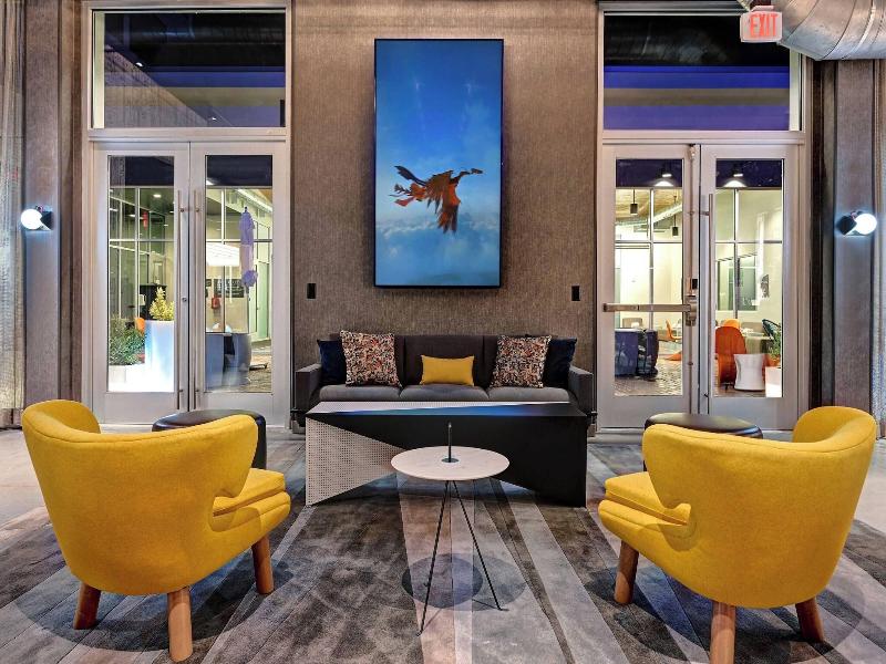 Aloft Mooresville image
