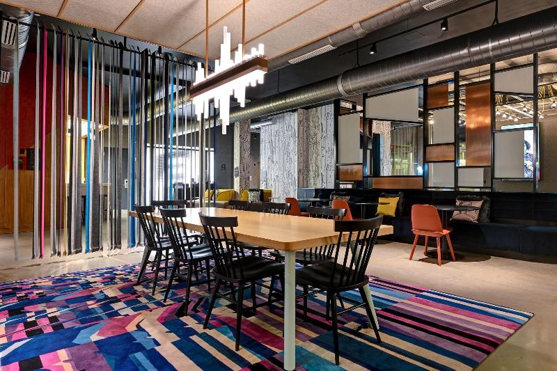 Aloft Mooresville image