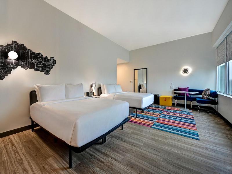 Aloft Mooresville image