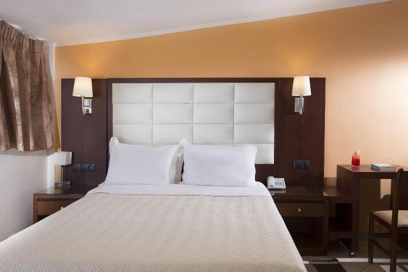 Almira Mare - Image 8