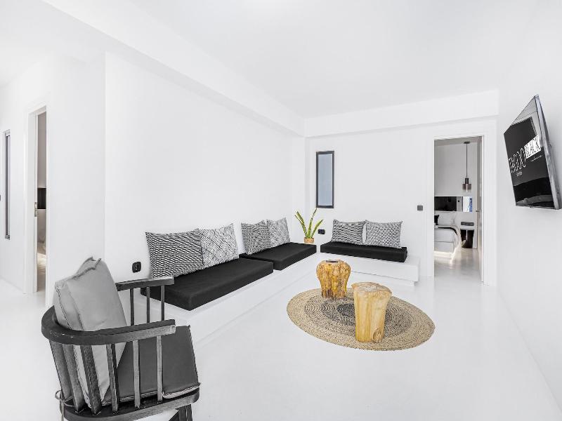 Room DELUXE