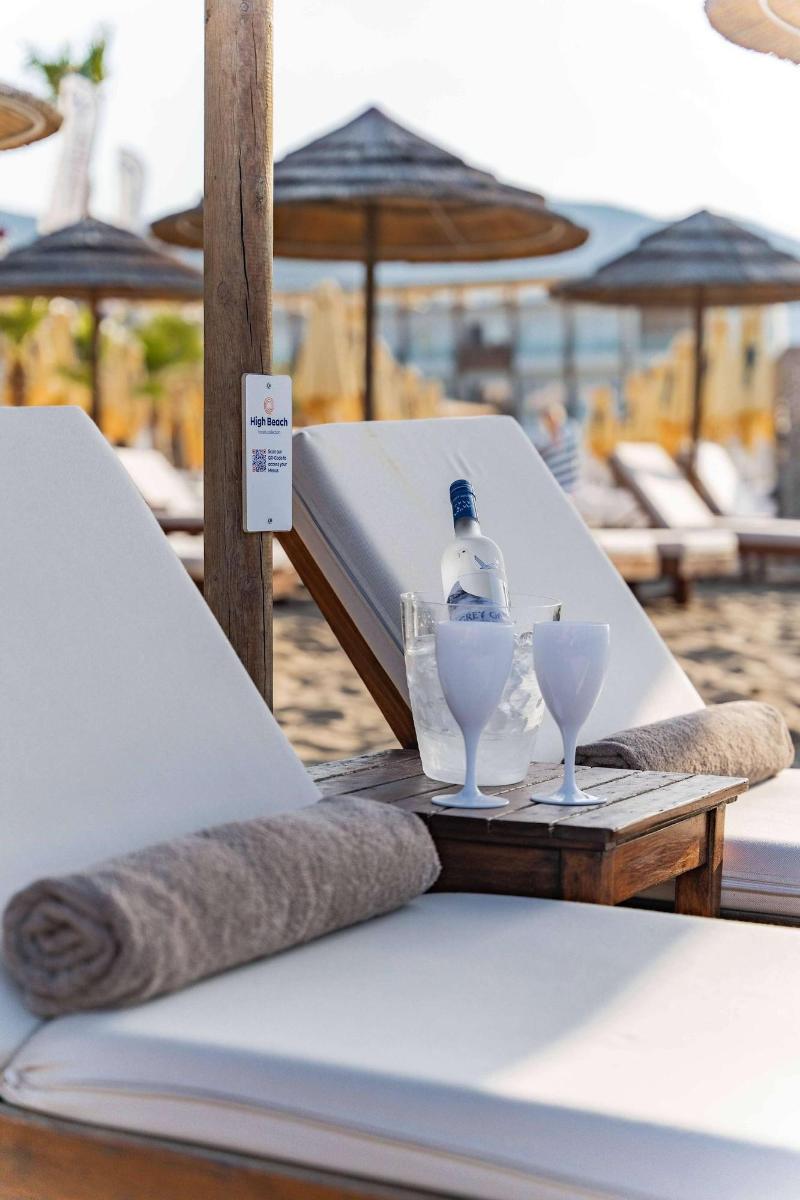 High Beach White image