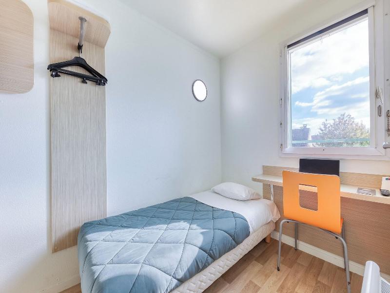Hotel Première Classe Cergy Saint Christophe image
