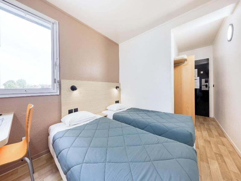 Hotel Première Classe Cergy Saint Christophe image