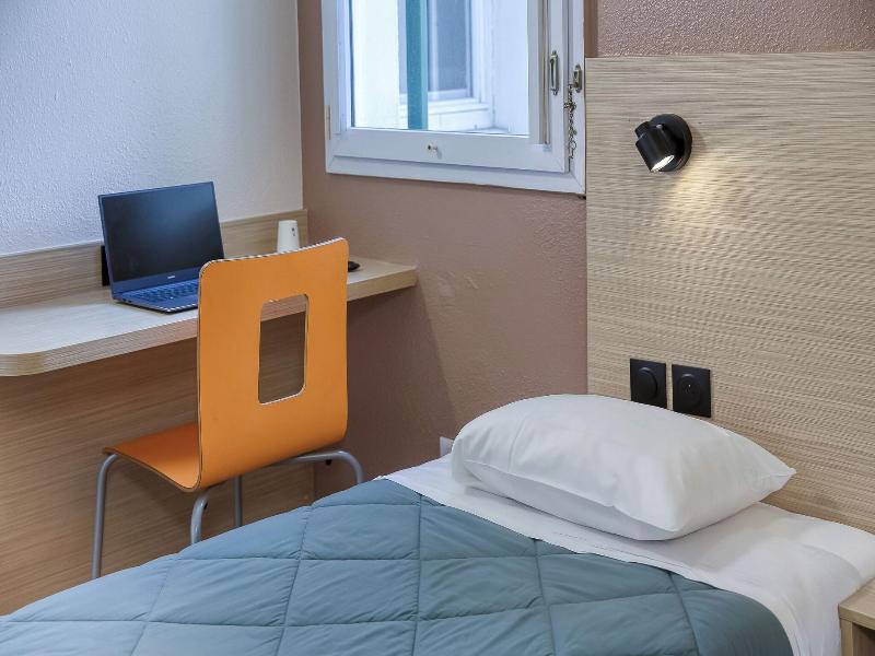 Hotel Première Classe Cergy Saint Christophe image