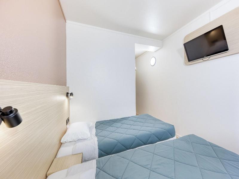 Hotel Première Classe Cergy Saint Christophe image