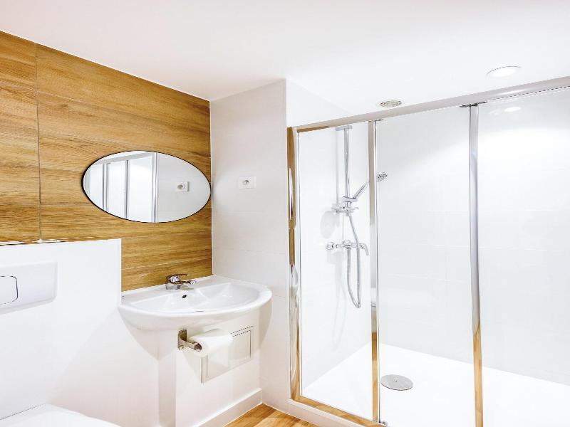 Hotel Première Classe Cergy Saint Christophe image