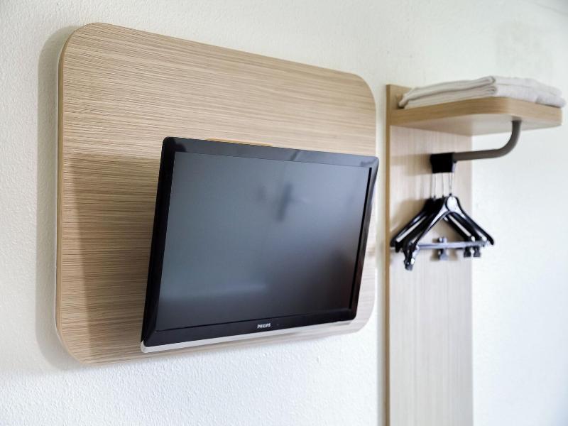 Hotel Première Classe Cergy Saint Christophe image