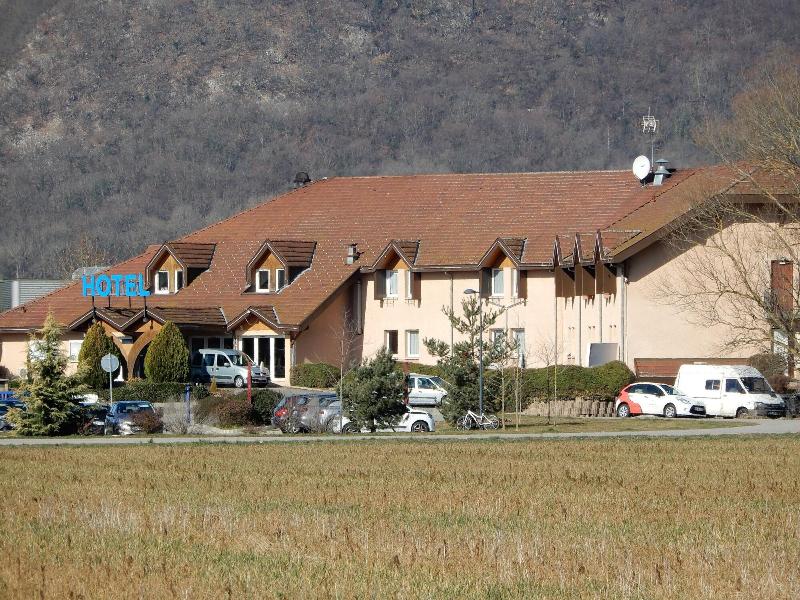 Alpha Hotel image