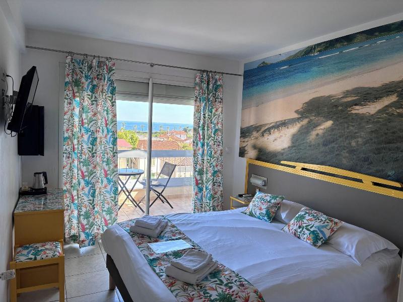Hôtel de la Mer image