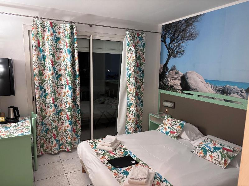 Hôtel de la Mer image