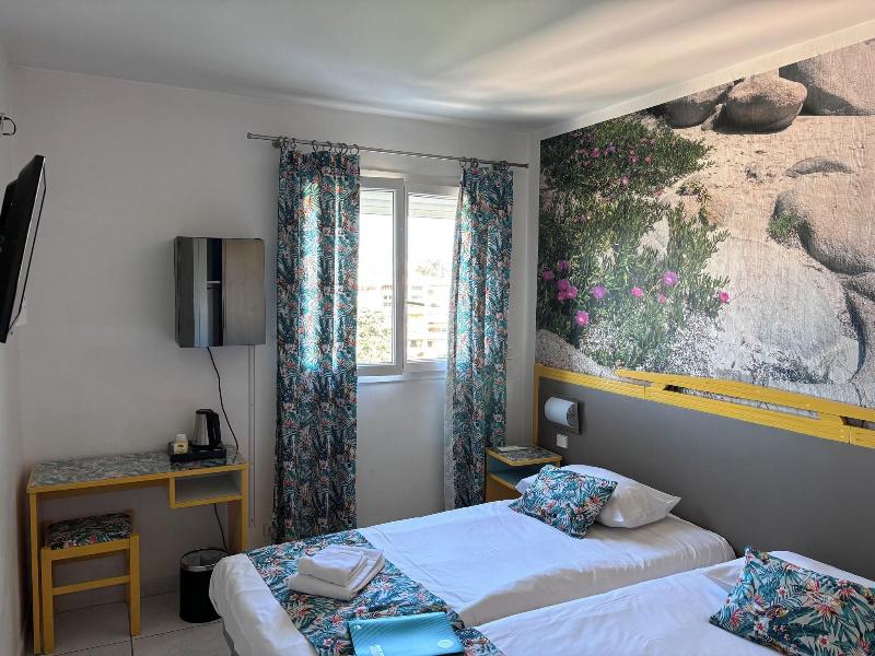 Hôtel de la Mer image