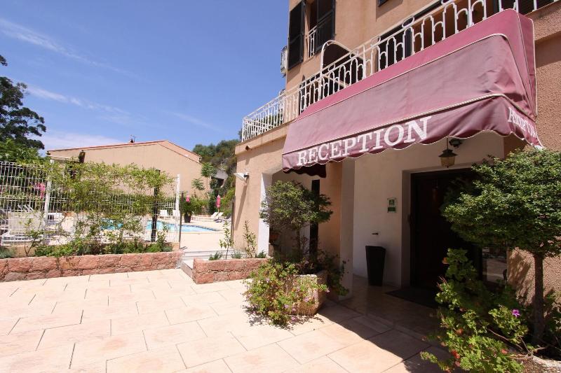 Hotel Le Lonca image