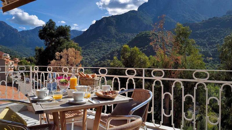 Hotel Le Lonca image