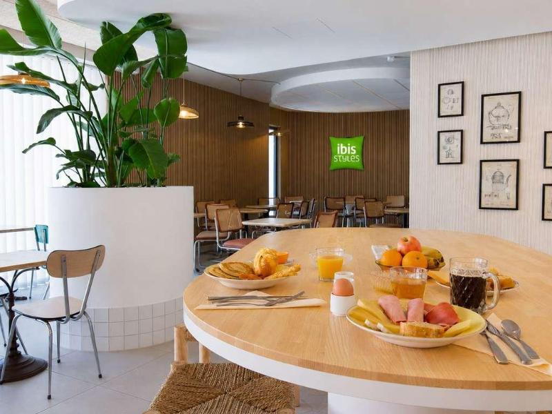ibis Styles Salon de Provence image