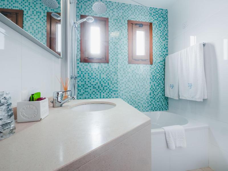 Hotel Vila Bela image