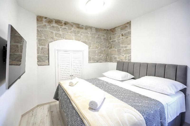 Villa Kate image