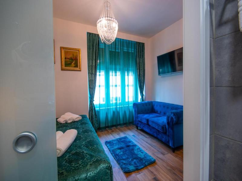 Prima Luxury Rooms image