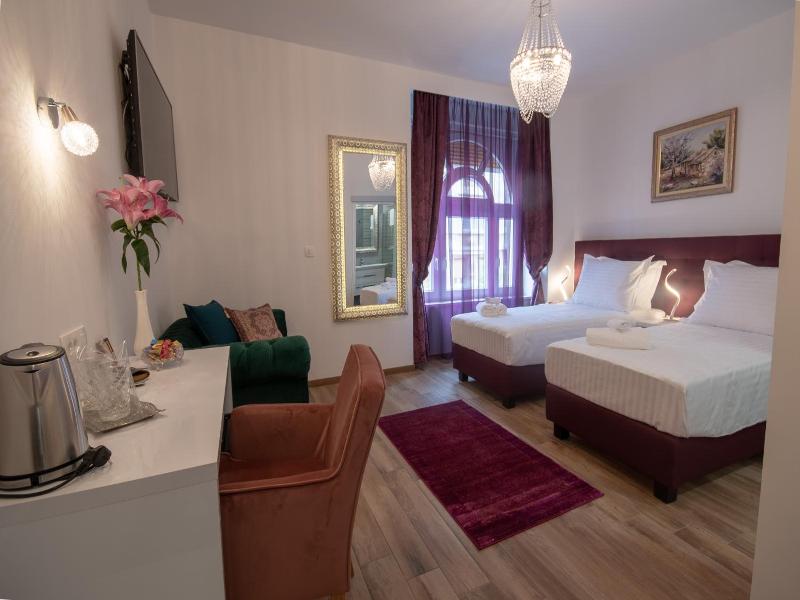 Prima Luxury Rooms image