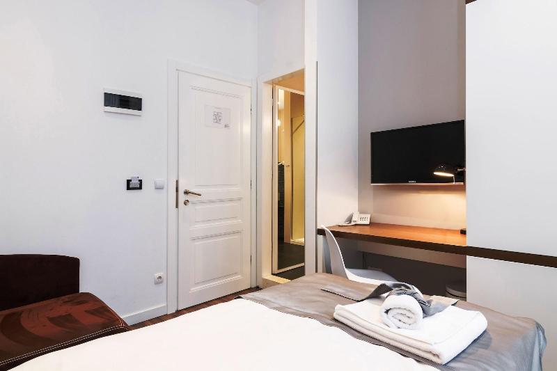 Prima Luxury Rooms image