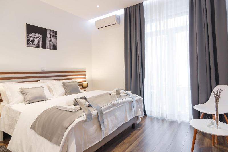Prima Luxury Rooms image
