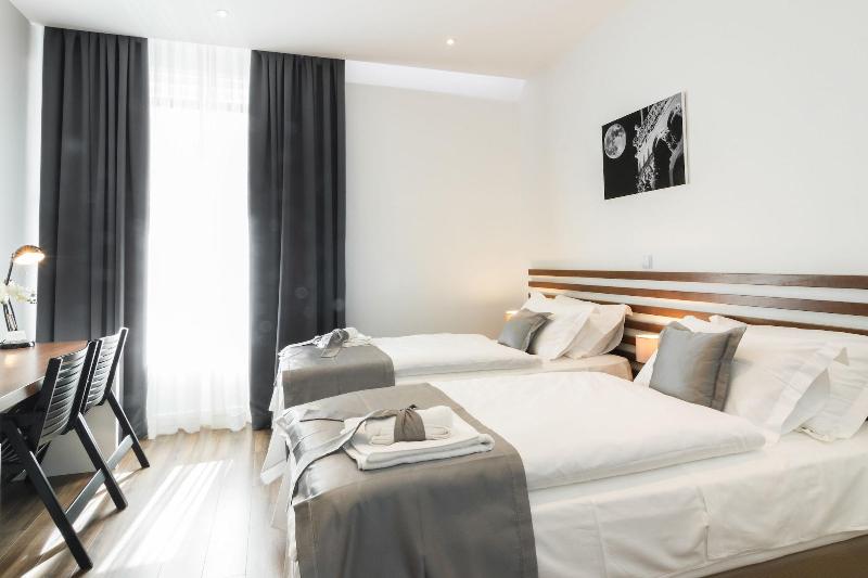 Prima Luxury Rooms image
