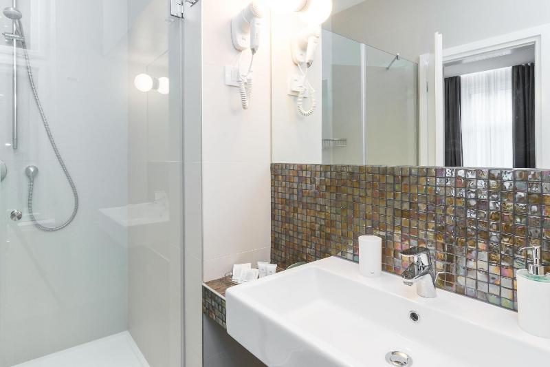 Prima Luxury Rooms image
