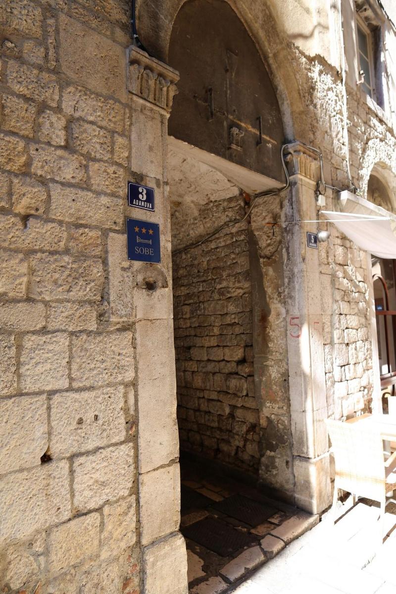 Malena Palace image