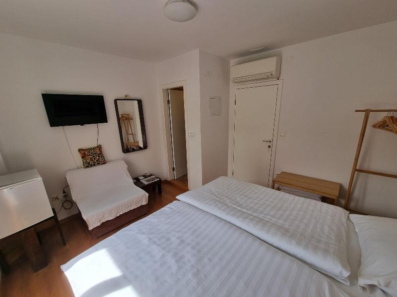 Malena Palace image