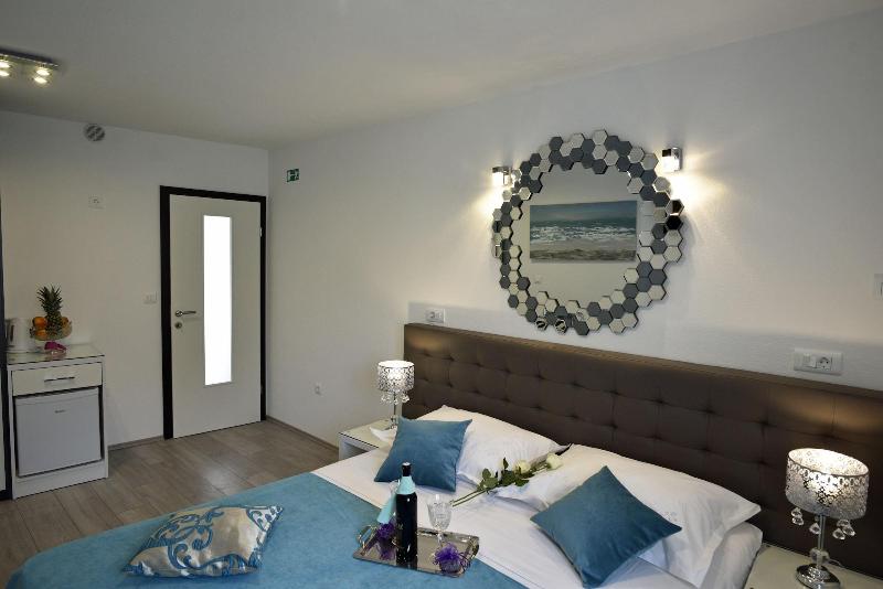 Kuzma Rooms 2 image
