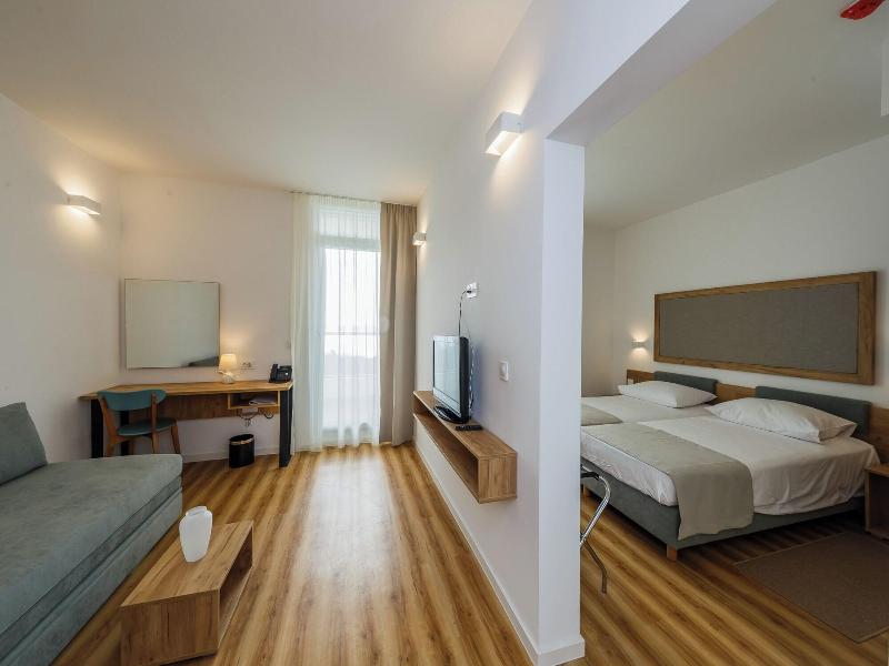 Hotel Medena Plus image