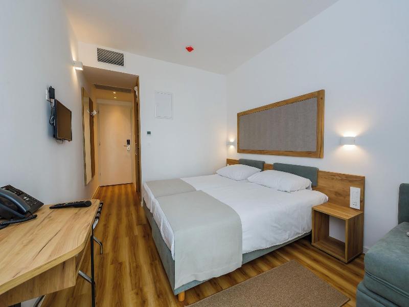 Hotel Medena Plus image