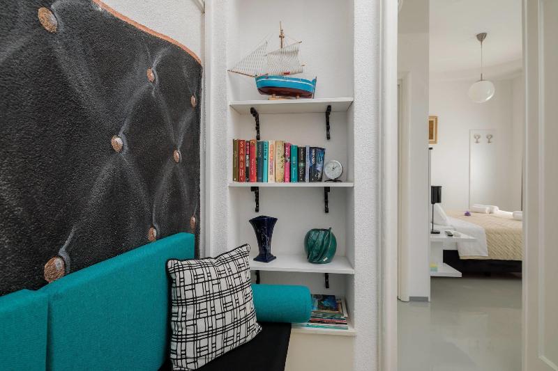 Peristyle Luxury Rooms image